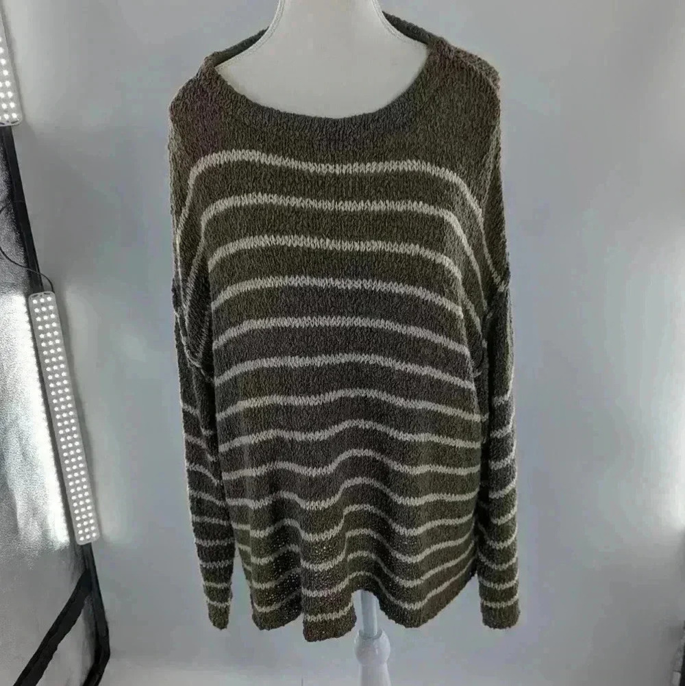 Easel Los Angels Women's Brown Oversized Long Sleeve Pull Over Sweater Sz M Flaw